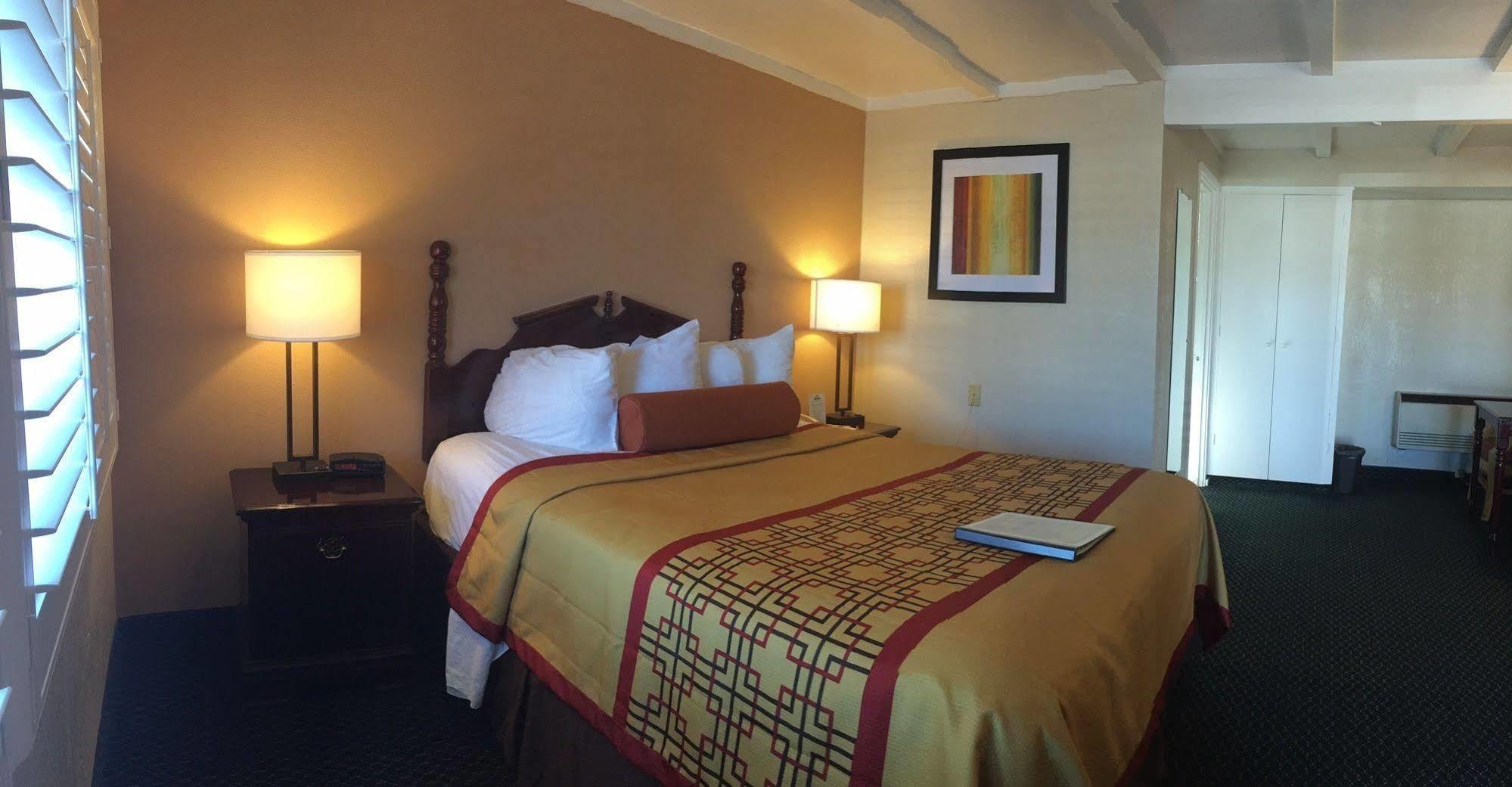 Days Inn By Wyndham Ukiah Exterior foto